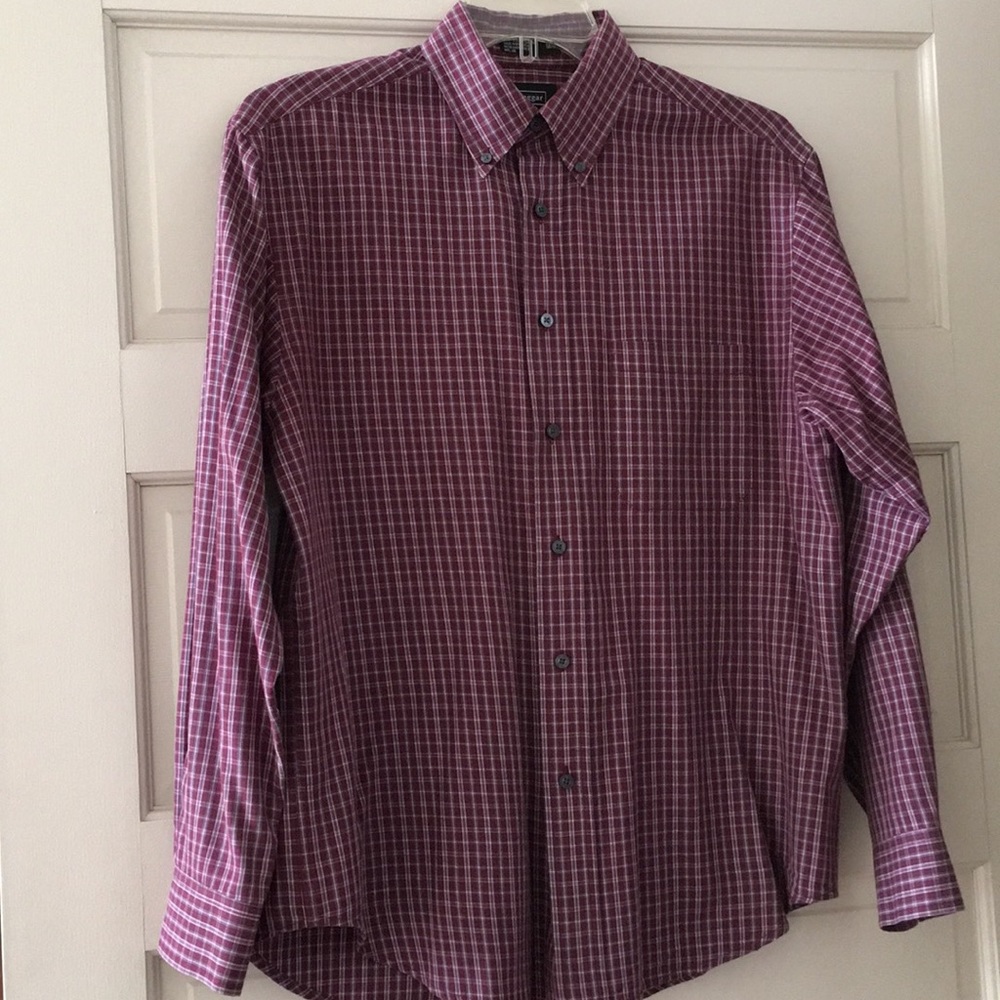 THREE button down shirts πππ - Picture 6 of 8